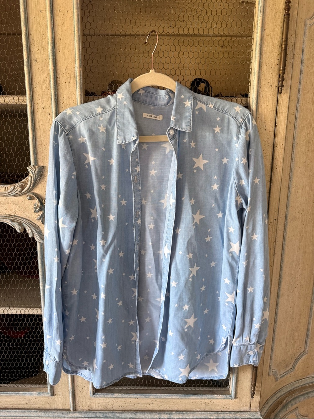 Sneak Peek Light Blue Star-Print Button-Down Shirt